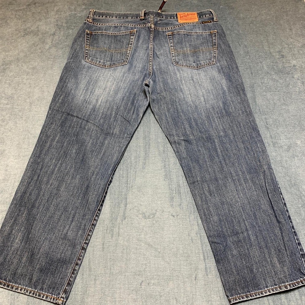 Lucky Brand Jeans Mens 38 Blue Denim Medium Wash Everyday Wear Straight Leg